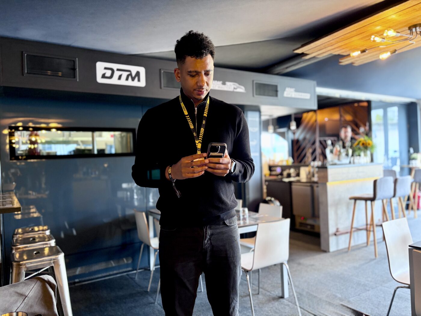 In der Hospitality an der Rennstrecke